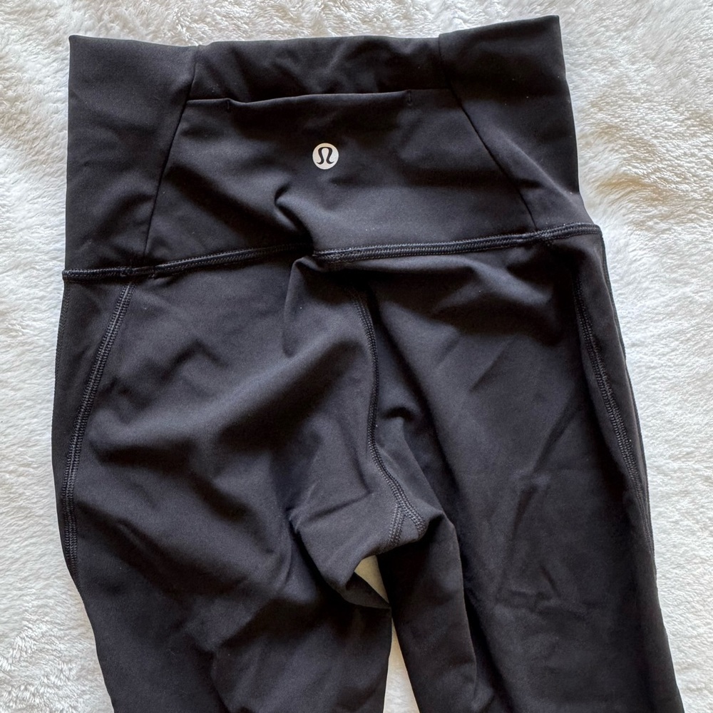 lululemon fast and free legging with mesh cutout detail women’s size 2